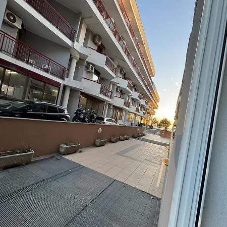 Via Castelsardo 41 *